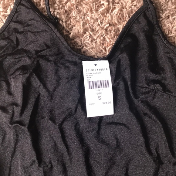 Black slip dress - Picture 2 of 2